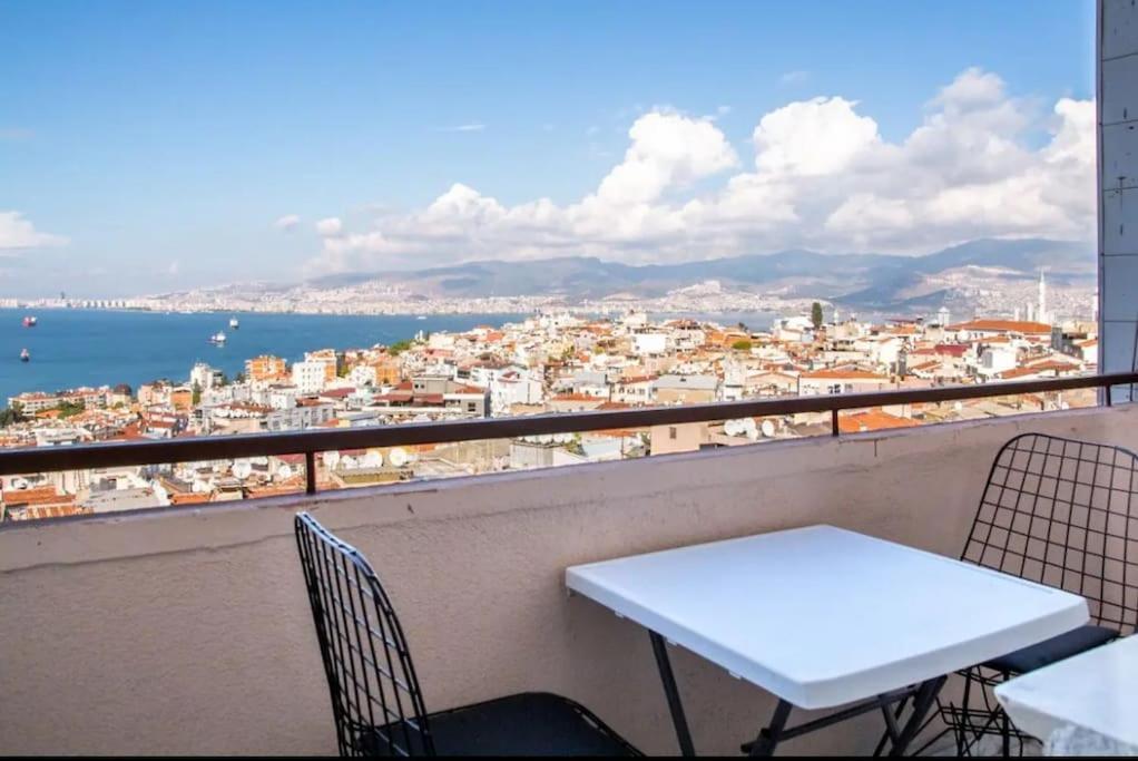 Apartment Charming Sea View House In Izmir
